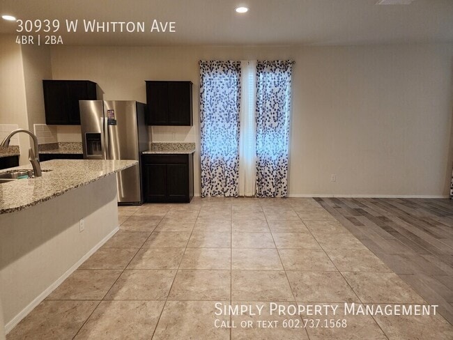 Building Photo - 30939 W Whitton Ave