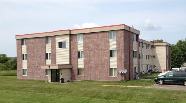 Primary Photo - Kasson Village Apartments