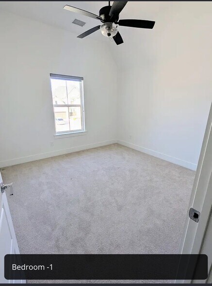Building Photo - 749 Pentonville Ln