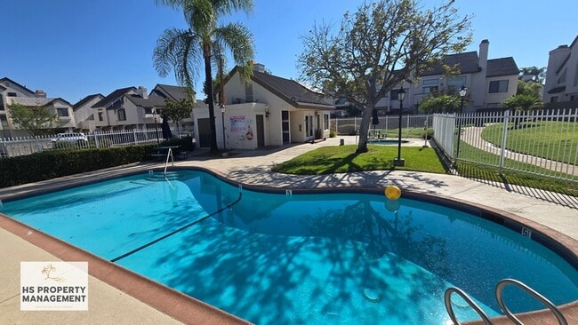 Building Photo - 1542 Granite Hills Dr