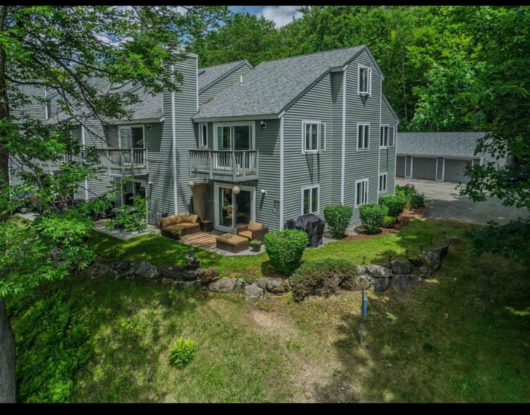 Building Photo - 55 Mountain River Ave