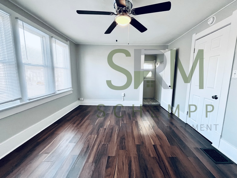 Building Photo - 4307 S 3rd St