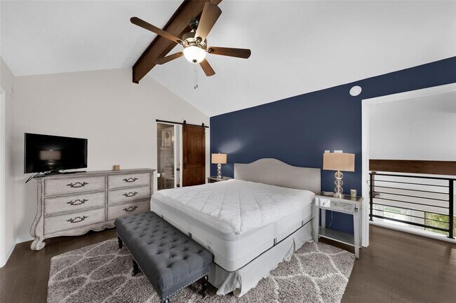 Building Photo - 4404 Travis Country Cir