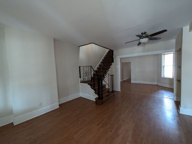 Building Photo - Spacious Home - West Philadelphia