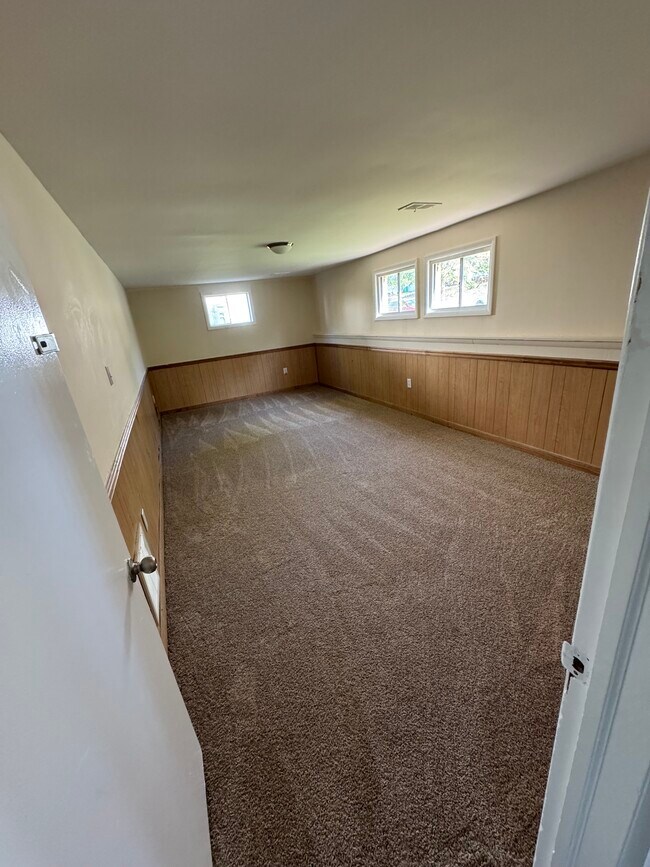 Building Photo - 205 Kerby Pky