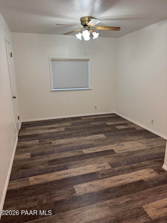 Building Photo - 627 Pinion Pl