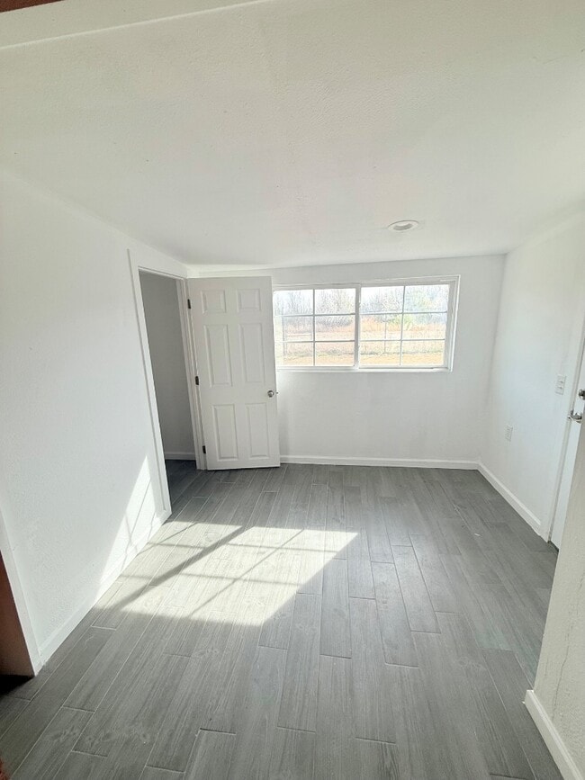 Building Photo - 1016 Westbury Terrace