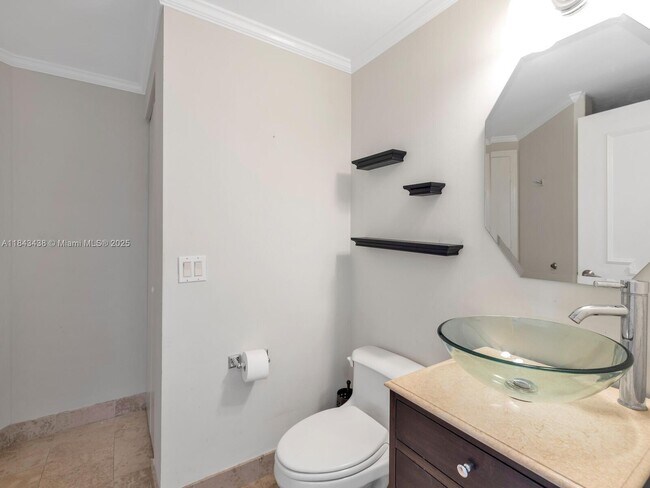 Building Photo - 4779 Collins Ave
