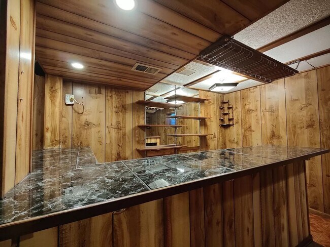 Building Photo - 16456 E Kentucky Ave