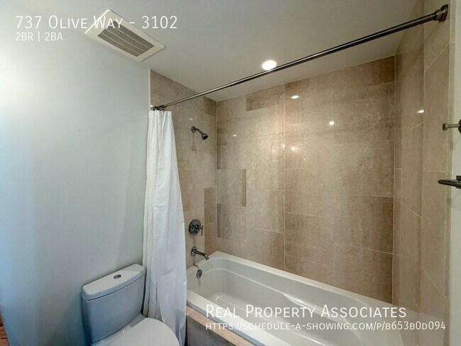 Building Photo - 737 Olive Wy