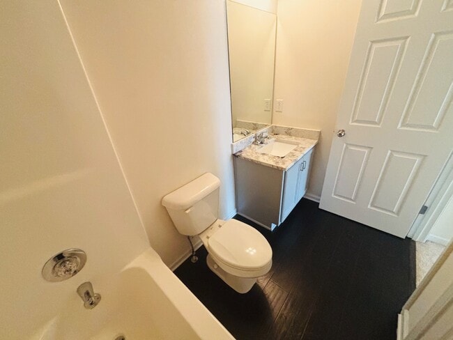 Building Photo - 607 McDowell Ln