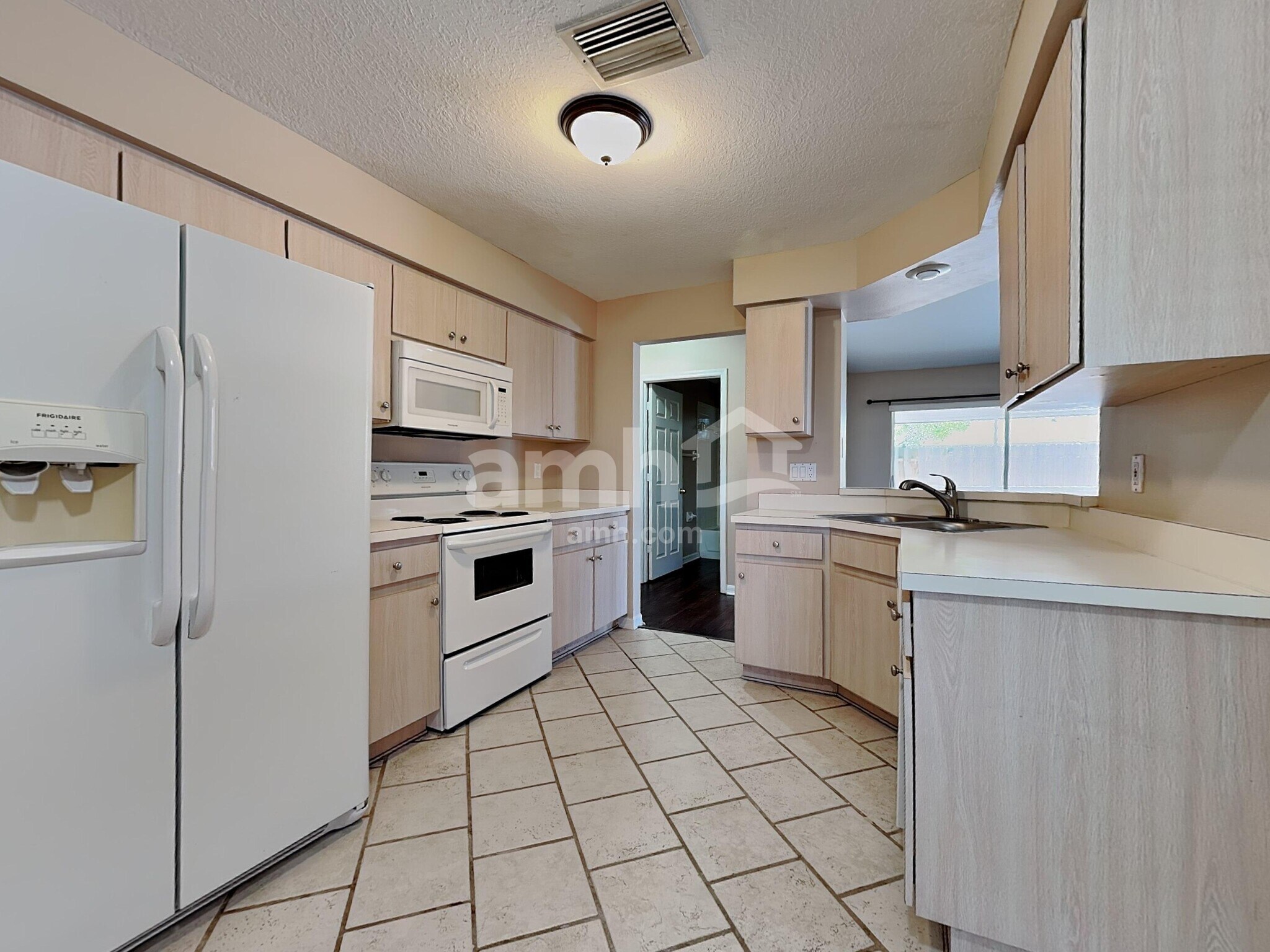 Building Photo - 4908 Rambling Rose Pl