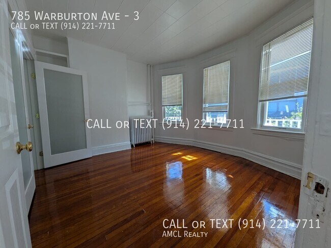 Building Photo - 785 Warburton Ave