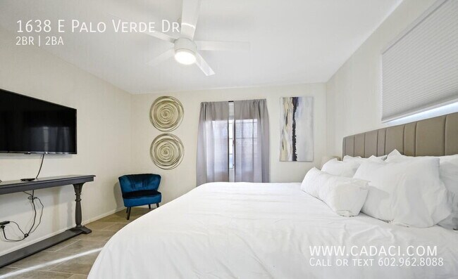 Building Photo - 1638 E Palo Verde Dr