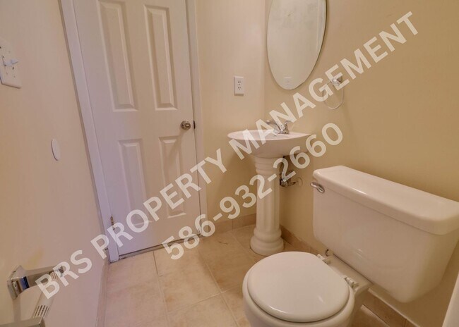 Building Photo - Sterling Heights brick ranch with 3 bedroo...