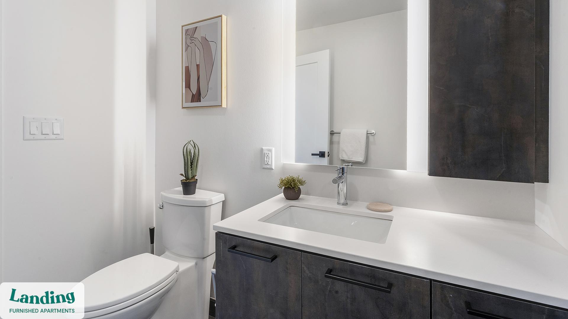 Building Photo - 632 Howard Rd SE