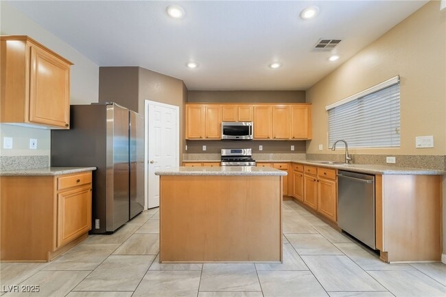 Building Photo - 11696 Rossovino St
