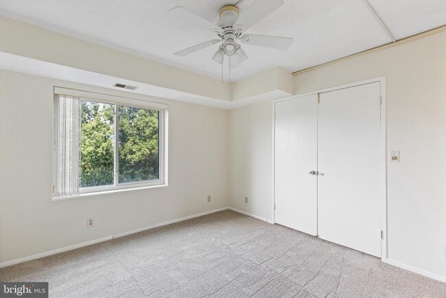Building Photo - 8370 Greensboro Dr