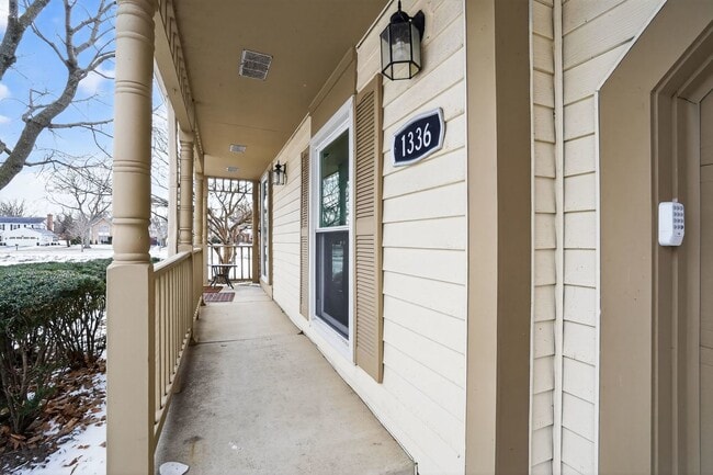 Building Photo - 1336 Queensgreen Cir