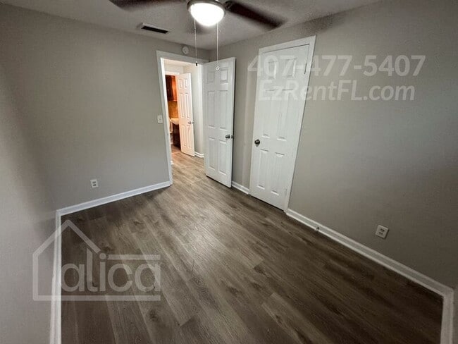 Building Photo - 408 Woodside Dr