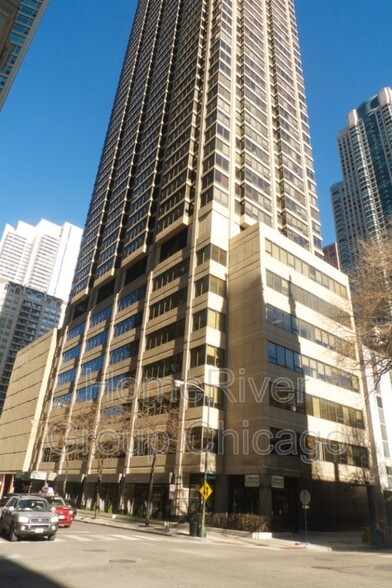 Building Photo - 30 E Huron St