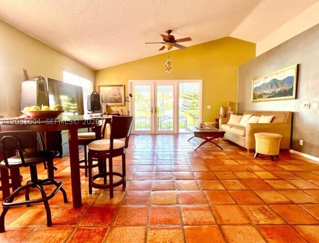 Building Photo - 2957 Myrtle Oak Cir