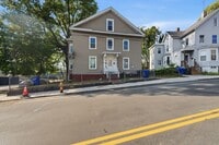 Building Photo - 834 Worthington St
