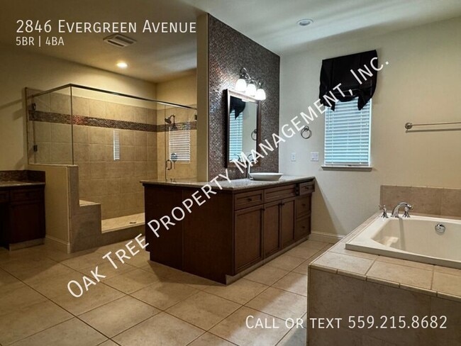 Building Photo - 2846 Evergreen Ave