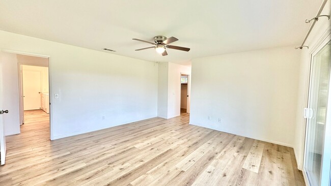 Building Photo - Beautiful Ranch-Style, Single-Story, on Co...