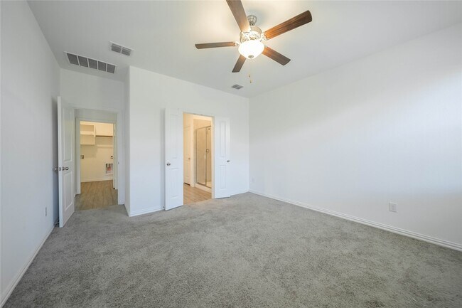Building Photo - 5929 Priory Dr