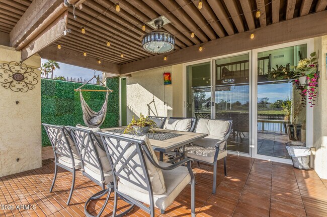 Building Photo - 2529 N Miller Rd