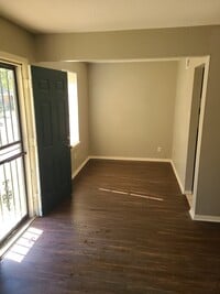 Building Photo - 1272-74 Halcomb ln Memphis, TN. 38127