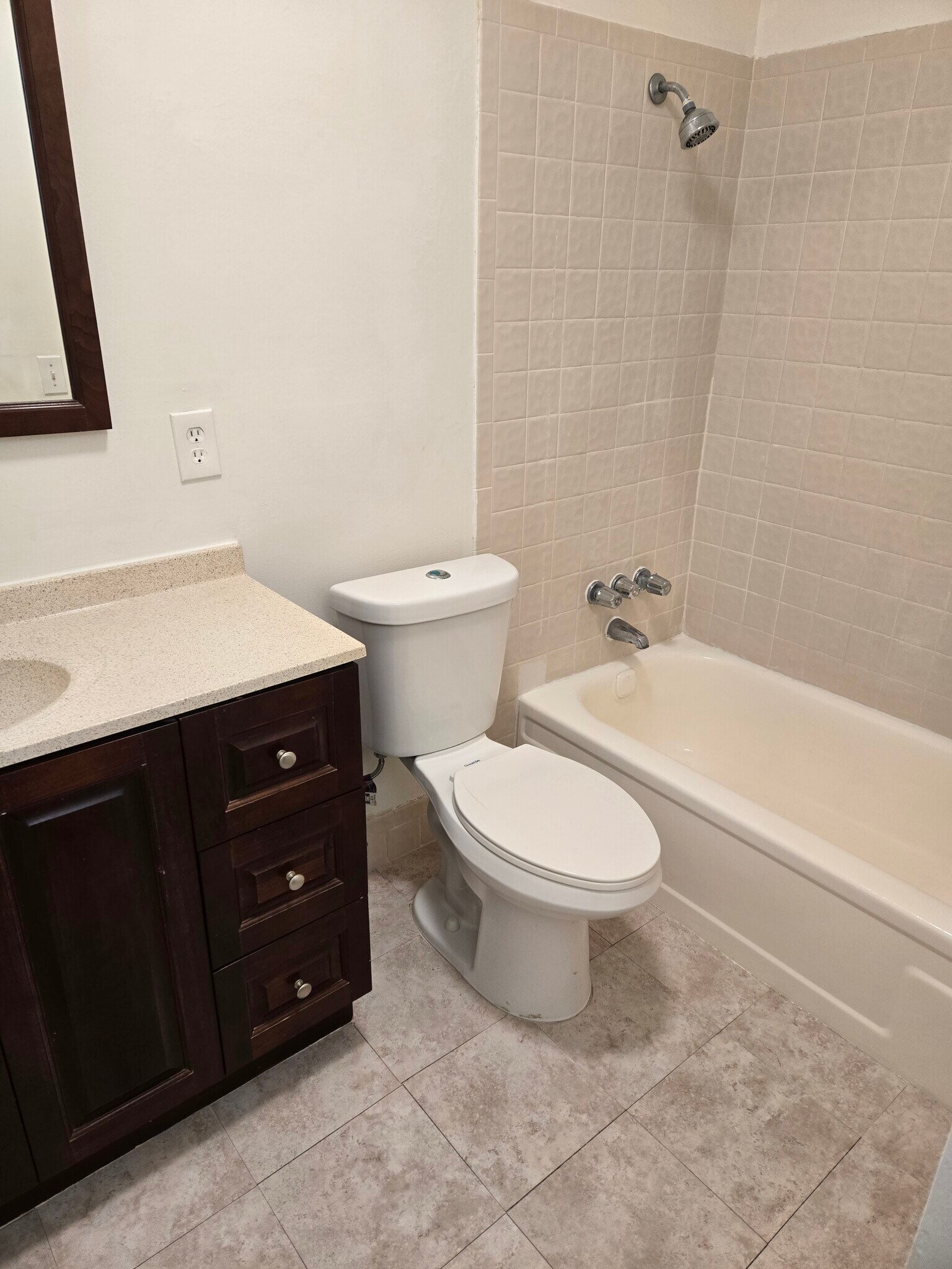 Building Photo - 8917 NW 28th Dr