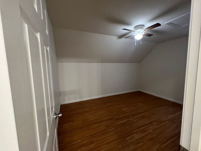 Building Photo - Home for rent