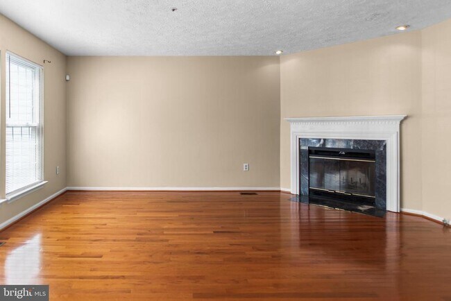 Building Photo - 8514 Rheims Ct