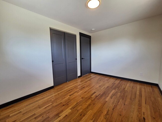 Building Photo - 3717 N Perry St