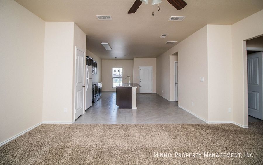 Building Photo - 1519 Rattler Ln