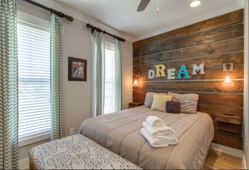 Building Photo - 5204A Kentucky Ave