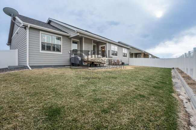 Building Photo - 3806 Edison Ave