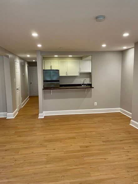 Building Photo - 1318 T St NW