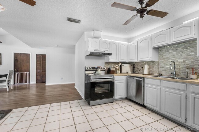 Building Photo - 14087 Coco Plum Rd