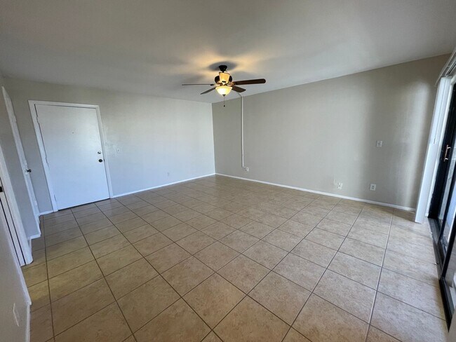 Building Photo - ANNUAL RENTAL - 1 BED / 1 BATH AT LAKEWOOD