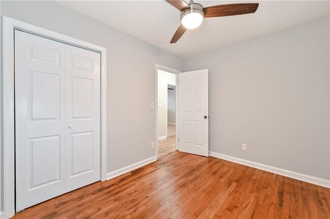 Building Photo - 2454 Drew Valley Rd NE