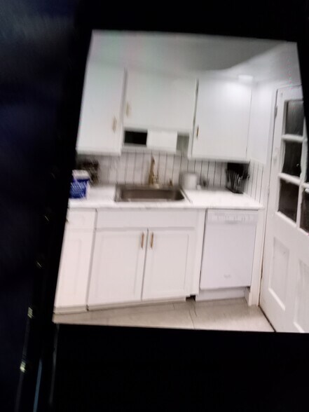 Building Photo - 1528 Luxor Rd