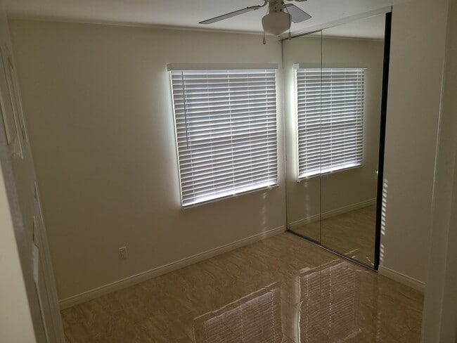 Building Photo - 851 Taft Ave