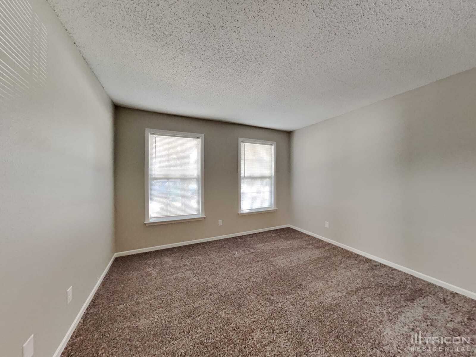Building Photo - 2340 Bristol Dr