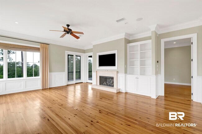 Building Photo - 32491 Water View Dr E