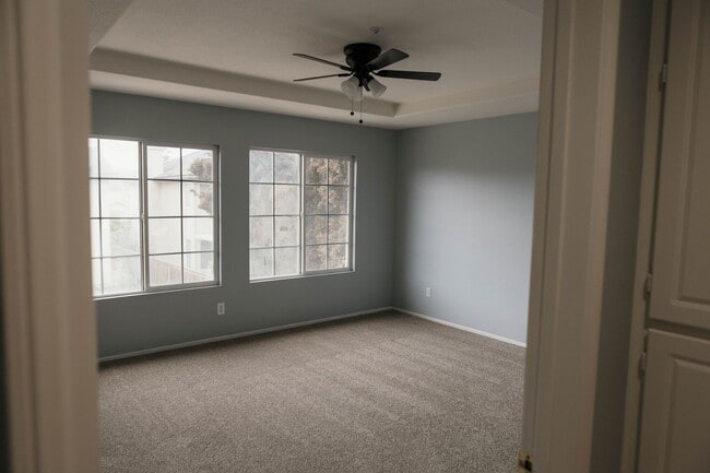 Building Photo - 1605 Snow Ave