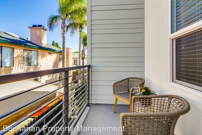 Building Photo - 2902-2912 Jarvis St