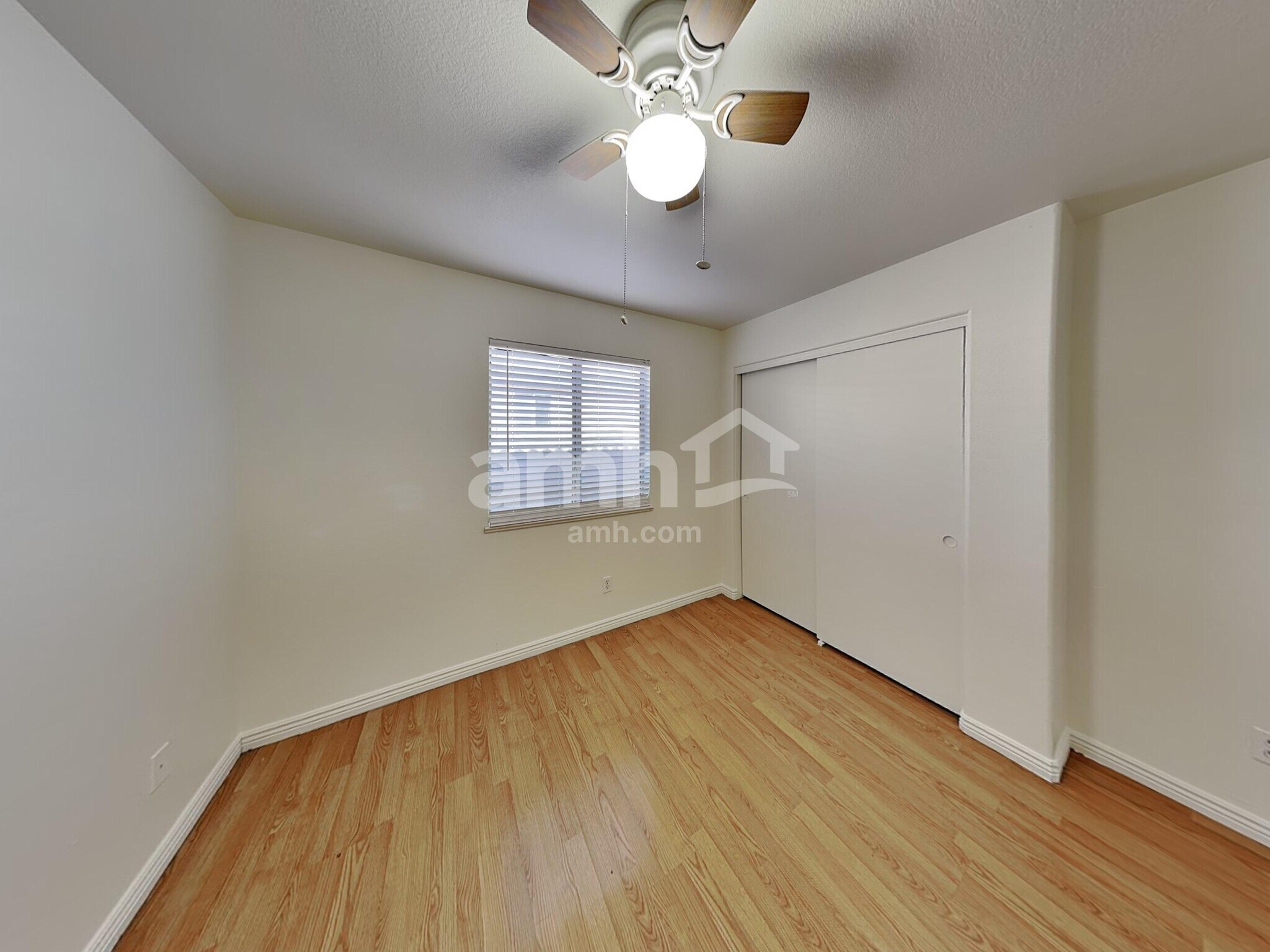 Building Photo - 6784 W Gardenia Ave